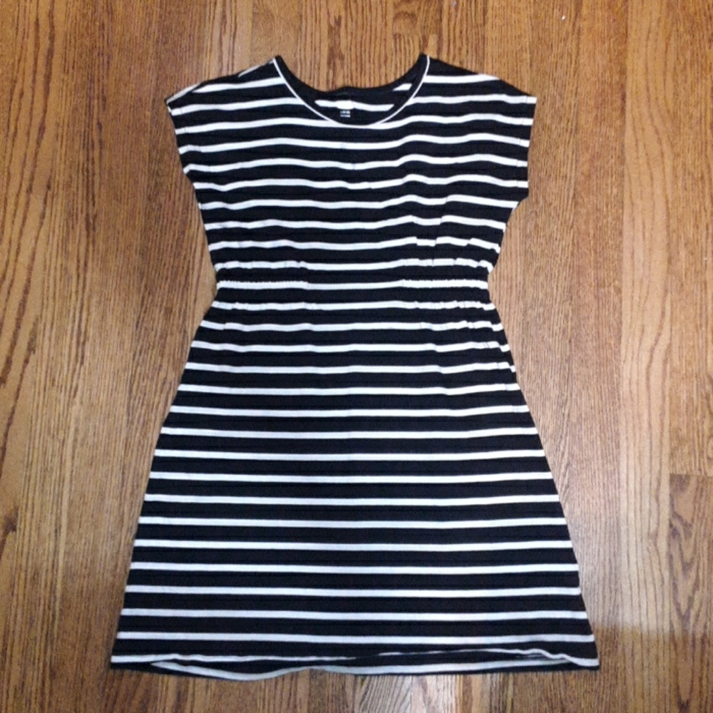 Navy stripe dresd